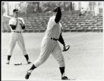 1961 Depiction of Mickey Mantle New York Yankees 11 x 14 Arthur Rickerby Studio Print - Lot of 3 - MEARS