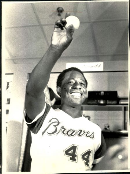 1973 Hank Aaron Atlanta Braves "The Sporting News Collection Archives" Original Photo (Sporting News Collection Hologram/MEARS Photo LOA)