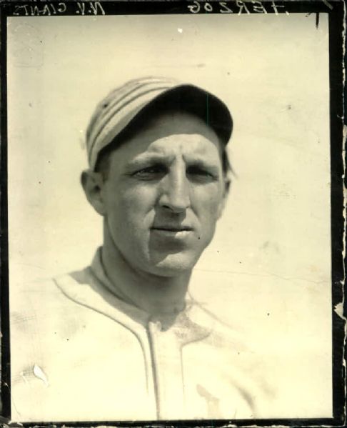 1916 Buck Herzog New York Giants "Detroit News Archives" Original 4" x 5" Photo (Detroit News Pre1918 Label/MEARS Photo LOA)