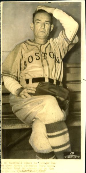 1937 Bill McKechnie Boston Bees "The Chicago Sun Times Archives" Original 5" x 10" Photo (Chicago Sun Times Archive Hologram/MEARS Photo LOA)