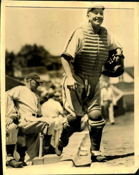 1938-39 Gabby Hartnett Chicago Cubs "The Chicago Sun Times Archives" Original 8" x 10" Photo (Chiacgo Sun Times Hologram/MEARS Photo LOA)