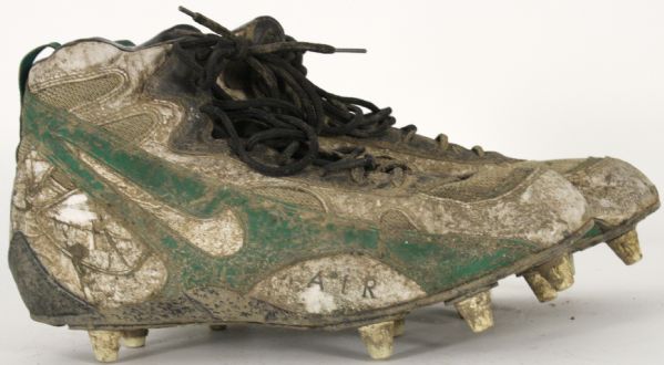 1996-97 Lindsay Knapp "Mud Bowl" NFC Divisional Playoff Game Used Cleats - 1/4/97 - Green Bay Packers vs. San Francisco 49ers – Super Bowl XXXI Championship Season