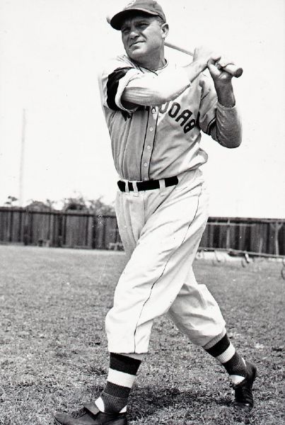 1938 Heinie Manush Brooklyn Dodgers "The Sporting News" Original 2" x 3" Black And White Negative (The Sporting News Collection/MEARS Auction LOA) 