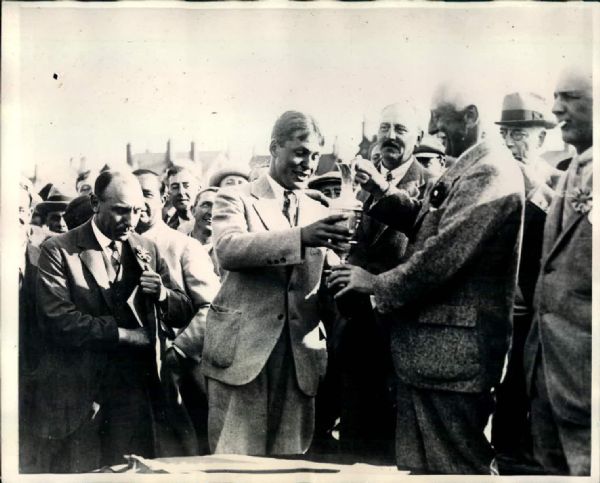1926 Bobby Jones British Open Champion "The Sporting News Collection Archives" 1930s Print (Sporting New Collection Hologram/MEARS Photo LOA)