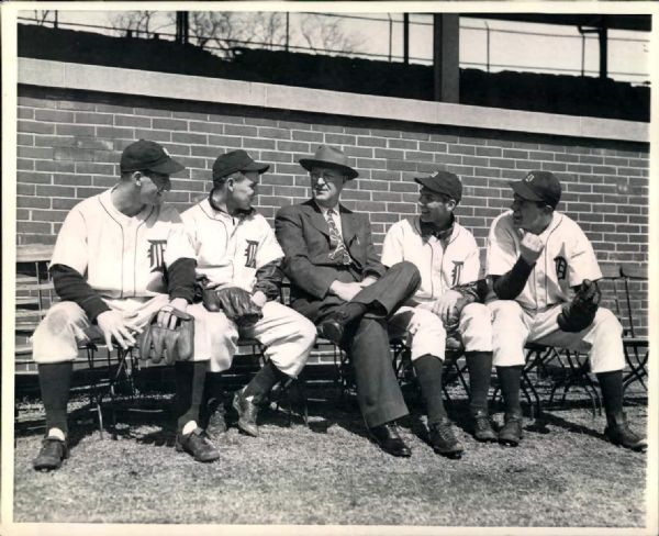1943-44 Dick Wakefield Frank Overmire Detroit Tigers "The Sporting News Collection Archives" Original Photo (Sporting News Collection Hologram/MEARS Photo LOA)