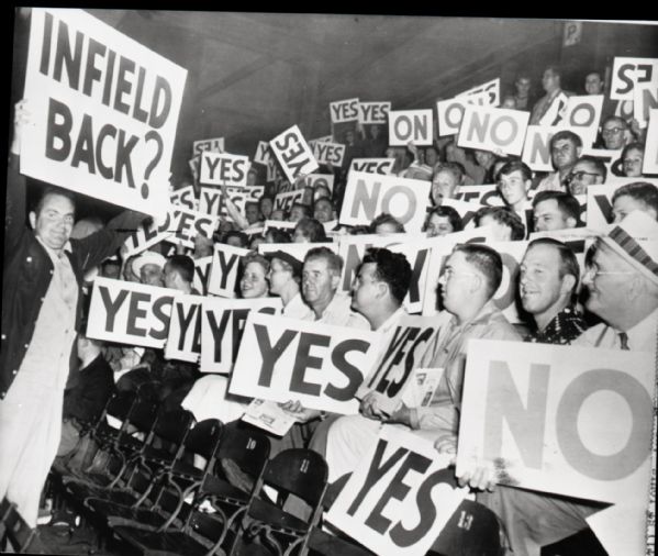 1951 Grandstand Managers Day Bill Veeck St. Louis Browns "The Sporting News" Original 2.75" x 3.25" Black And White Negative (The Sporting News Collection/MEARS Auction LOA) 