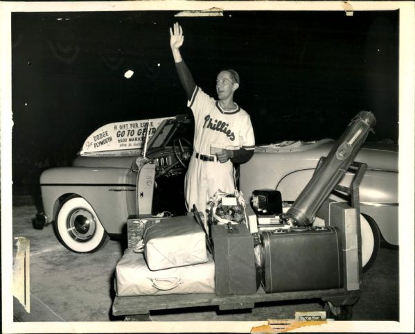 1949 Eddie Waitkus Philadelphia Philles "The Sporting News Collection Archives" Original Photo (Sporting News Collection Hologram/MEARS Photo LOA)