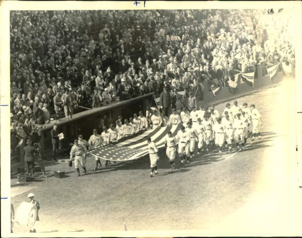 1932 World Series New York Yankees Chicago Cubs "The Sporting News Collection Archives" Original Photo (Sporting News Collection Hologram/MEARS Photo LOA) - Lot of 2
