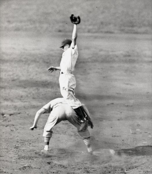 1946-49 Pee Wee Reese Brooklyn Dodgers "The Sporting News" Original 3" x 3.5" Black And White Negative (The Sporting News Collection/MEARS Auction LOA) 