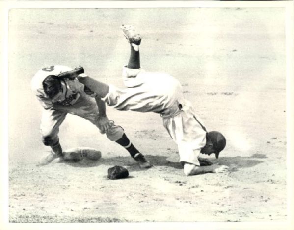 1946 Pee Wee Reese Brooklyn Dodgers 7"x 9" Modern Print Photo SPORT Magazine Collection (MEARS Photo LOA)