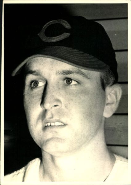 1942-43 Frank Kelleher Cincinnati Reds "The Sporting News Collection Archives" Original Photo (Sporting News Collection Hologram/MEARS Photo LOA) - Lot of 2