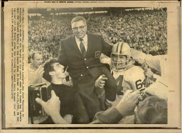 1930-95 circa Assorted Football Photos (NCAA and NFL) - Lot of 2000