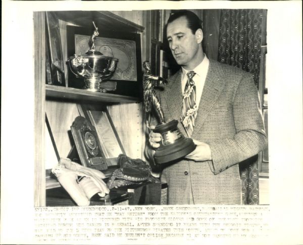 1947 Hank Greenberg Detroit Tigers / Pittsburgh Pirates "The Sporting News Collection Archives" Original Photo (Sporting News Collection Hologram/MEARS Photo LOA)