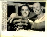 1965 Wade Blasingame Eddie Mathews Milwaukee Braves "The Chicago Sun-Times Archives" Original Photo (Chicago Sun-Times Hologram/MEARS Photo LOA)