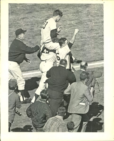 1962 World Series Ralph Terry New York Yankees "The Sporting News Collection Archives" Original Photo (Sporting News Collection Hologram/MEARS Photo LOA)