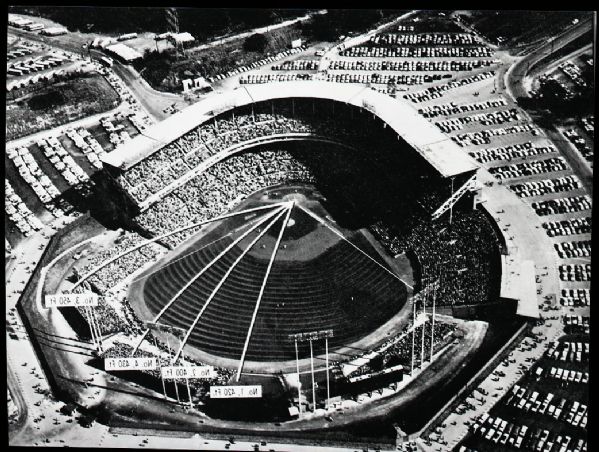 1961 Willie Mays Four Home Run Game County Stadium "The Sporting News" Original 2.75" x 3.25" Black And White Negative (The Sporting News Collection/MEARS Auction LOA) 