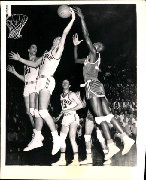 1961 Jerry Lucas Ohio State Buckeyes "SPORT Magazine Collection Archives" Original Photo (MEARS Photo LOA)