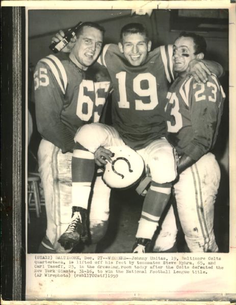 1959 Johnny Unitas Baltimore Colts "The Sporting News Collection Archives" Original Photo (Sporting News Collection Hologram/MEARS Photo LOA)