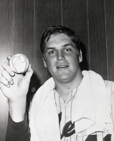 1969-75 Tom Seaver New York Mets "The Sporting News" Original 3" x 3.75" Black And White Negative (The Sporting News Collection/MEARS Auction LOA) 