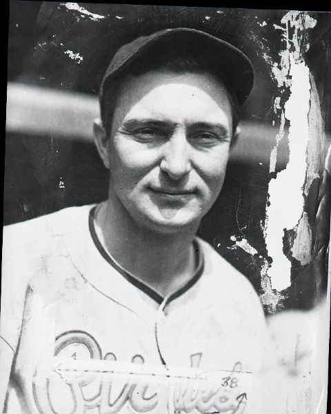 1938-39 Paul Waner Pittsburgh Pirates "The Sporting News" Original 2" x 2.75" Black And White Negative (The Sporting News Collection/MEARS Auction LOA) 