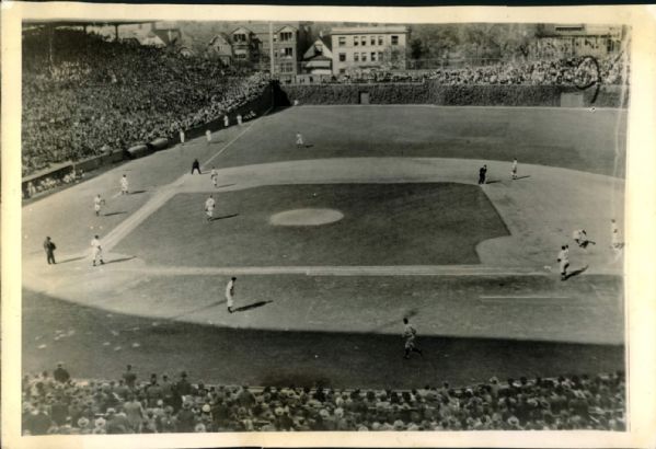 1945 World Series Detroit Tigers Chicago Cubs Wrigley Field "The Sporting News Collection Archives" Original Photo (Sporting News Collection Hologram/MEARS Photo LOA)