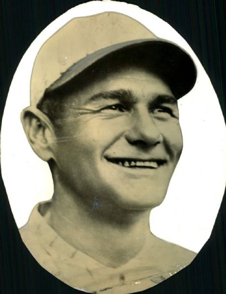 1920 Zack Wheat Brooklyn Dodgers "The Sporting News Collection Archives" Original Photo (Sporting News Collection Hologram/MEARS Photo LOA)