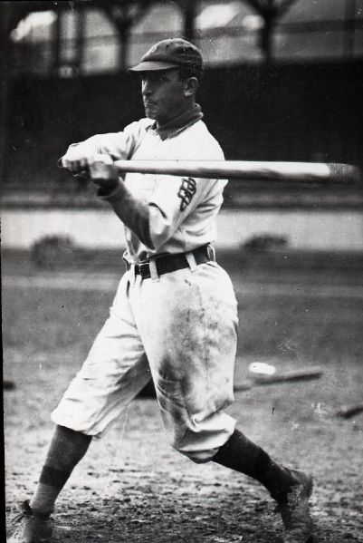 1900 Fred Clarke Pittsburgh Pirates "The Sporting News" Original 2" x 3" Black And White Negative (The Sporting News Collection/MEARS Auction LOA)
