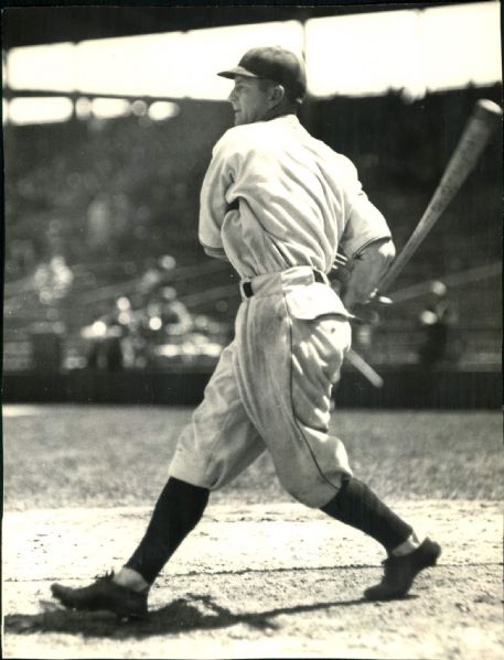 1930 Cliff Heathcote Chicago Cubs "The Sporting News Collection Archives" Original Photo (Sporting News Collection Hologram/MEARS Photo LOA)