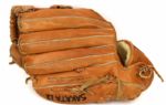 1980s Lenn Sakata Baltimore Orioles Game Worn Signed Fielder's Glove - MEARS LOA 