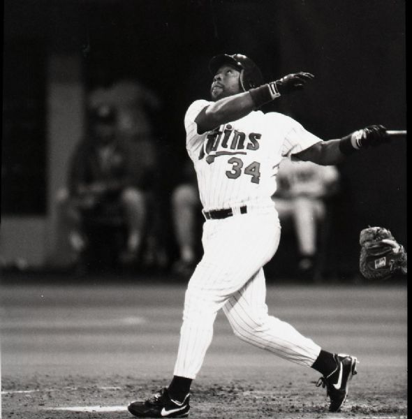 1987-95 Kirby Puckett Minnesota Twins "The Sporting News" Original 3" x 3" Black And White Negative (The Sporting News Collection/MEARS Auction LOA) 