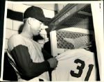 1939-48 Bucky Walter Cincinnati Reds "The Sporting News Collection Archives" Original 8" x 10" Photo (Sporting News Collection Hologram/MEARS Photo LOA)