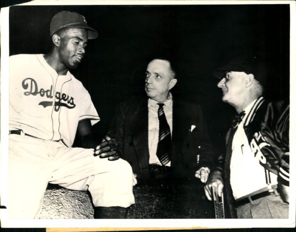 1947 Jackie Robinson Brooklyn Dodgers "The Sporting News Collection Archives" Original Photo (Sporting News Collection Hologram/MEARS Photo LOA)