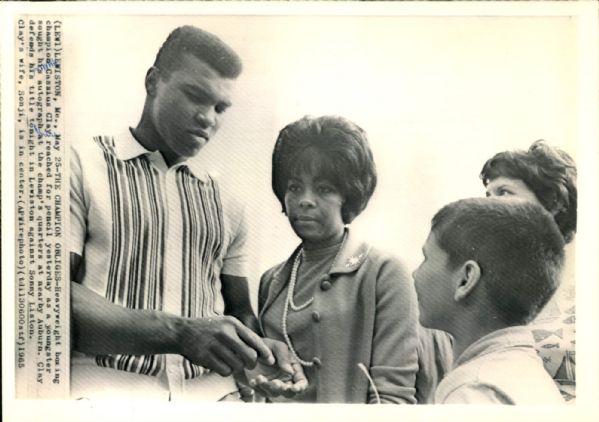 1965 Cassius Clay / Muhammad Ali "The Sporting News Collection Archives" Original Photo (Sporting News Collection Hologram/MEARS Photo LOA)