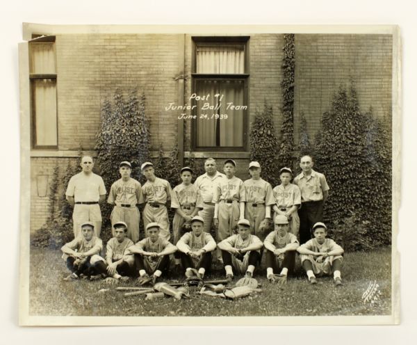 1939 Milwaukee Post #1 Junior Baseball Team original team photo