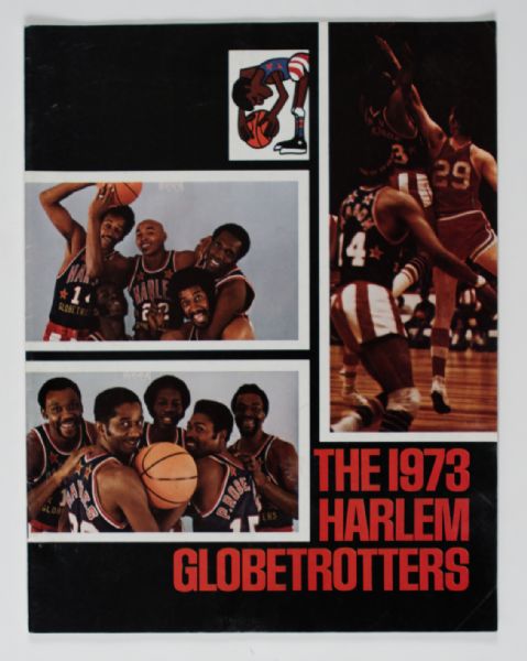 1970-71 Philadelphia 76ers 8x10 Photo + 1973 Harlem Globetrotters Yearbook