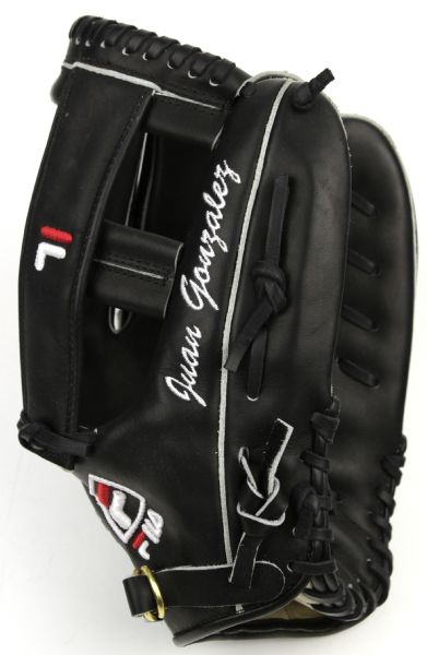 1990s Juan Gonzalez Texas Rangers Professional Model Fila Glove 