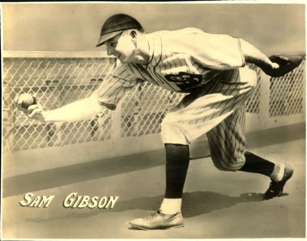 1934-44 circa Sam Gibson San Francisco Seals (PCL) "The Sporting News Collection Archives" Original 7.5" x 9.5" Photo (Sporting News Collection Hologram/MEARS Photo LOA)
