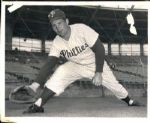 1956 Ed Bouchee Philadelphia Phillies "The Sporting News Collection Archives" Original 8" x 10" Photo (Sporting News Collection Hologram/MEARS Photo LOA)