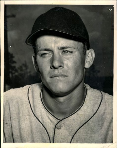 1947-53 circa Gil Coan Washington Senators "The Sporting News Collection Archives" Original 7" x 9" Photo (Sporting News Collection Hologram/MEARS Photo LOA)