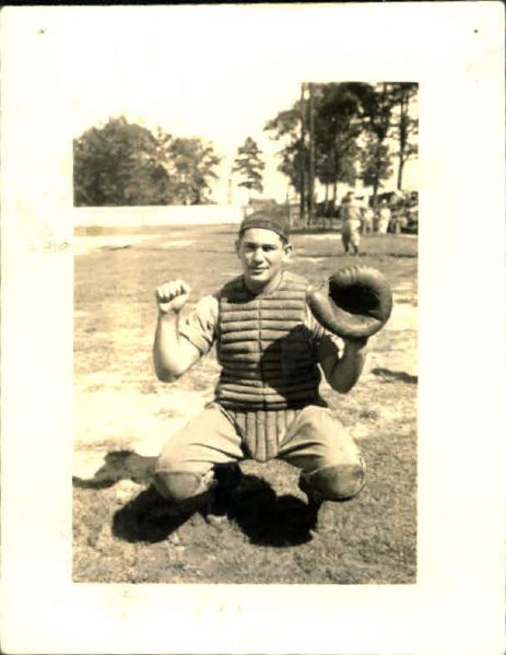 1937 Harry Chozen Cincinnati Reds "The Sporting News Collection Archives" Original Photo (Sporting News Collection Hologram/MEARS Photo LOA)