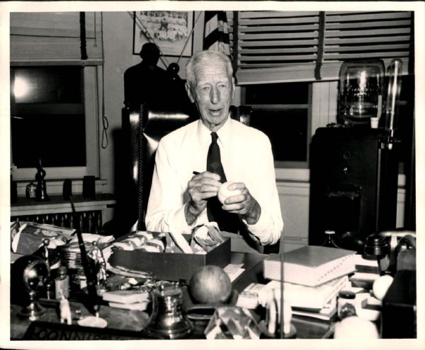 1940-50s circa Connie Mack Philadelphia Athletics "The Sporting News Collection Archives" Modern Photo (Sporting News Collection Hologram/MEARS Photo LOA) - Lot of 5
