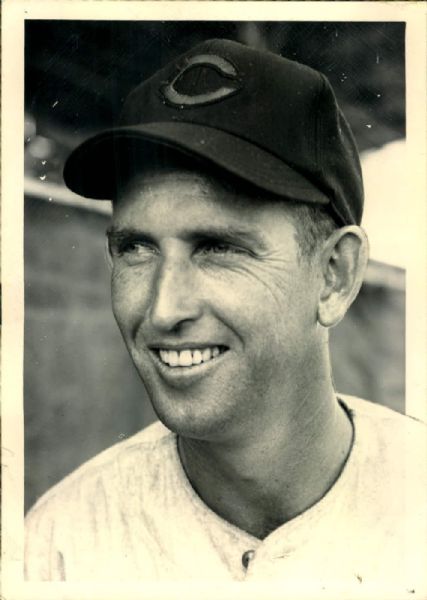 1947 Ewell Blackwell Cincinnati Reds "The Sporting News Collection Archives" Original 5" x 7" Photo (Sporting News Collection Hologram/MEARS Photo LOA)