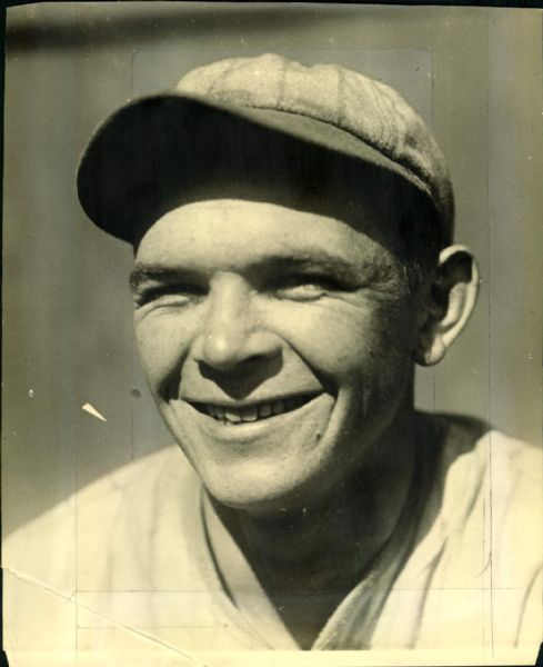 1926-30 Myril Hoag Sacramento Senators PCL "The Sporting News Collection Archives" Original 7.5" x 9" Photo (Sporting News Collection Hologram/MEARS Photo LOA)
