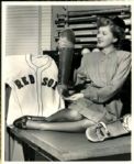 1940s circa Boston Red Sox Model "The Sporting News Collection Archives" Original Photo (Sporting News Collection Hologram/MEARS Photo LOA)