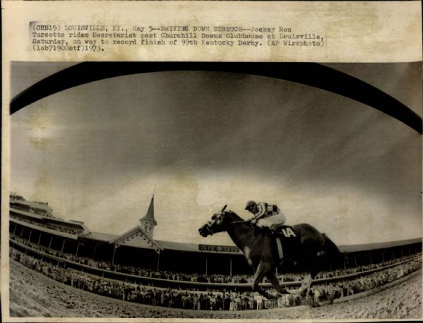 1973 Triple Crown Winner Secretariat "The Chicago Sun-Times Collection Archives" Original Photos (Chicago Sun-Times Hologram/MEARS Photo LOA) - Lot of 8