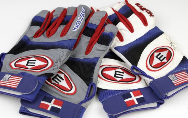 2007 Sammy Sosa Texas Rangers Game Worn Easton Batting Gloves (2 pairs) - MEARS LOA