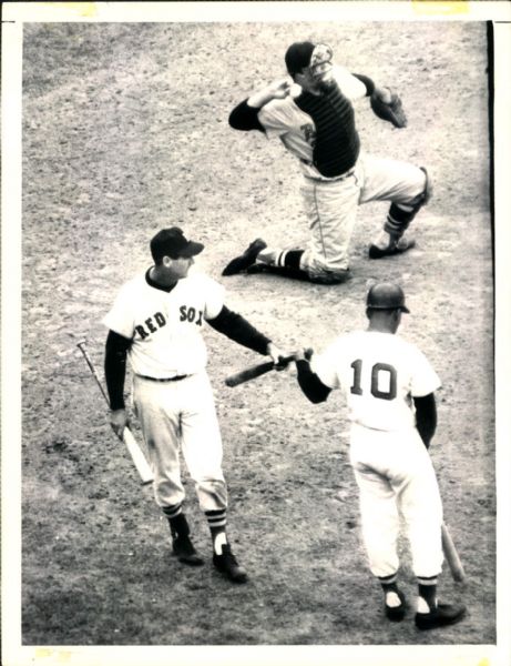 1960 Ted Williams Boston Red Sox "The Sporting News Collection Archives" Original Photo (Sporting News Collection Hologram/MEARS Photo LOA)