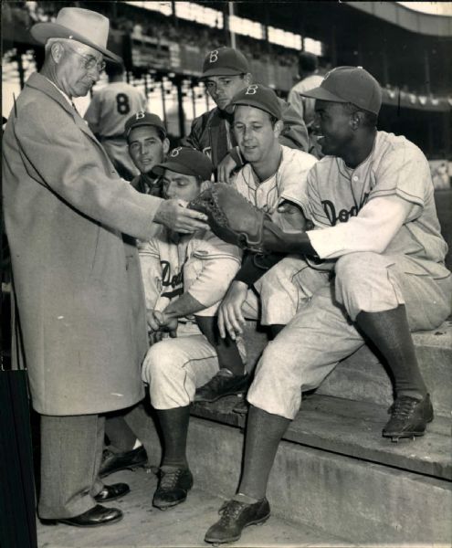1947 Jackie Robinson joins Brooklyn Dodgers "The Sporting News Collection Archives" Original Photo (Sporting News Collection Hologram/MEARS Photo LOA)
