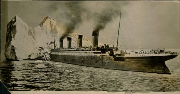 1912 RMS Titanic Depiction 