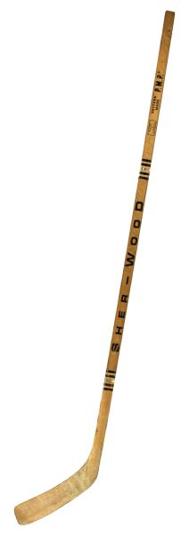 1970s Pierre Jarry Detroit Red Wings Game Issued Sher-Wood Hockey Stick Signed By 12 Players (MEARS Auction LOA) (JSA Auction LOA) 